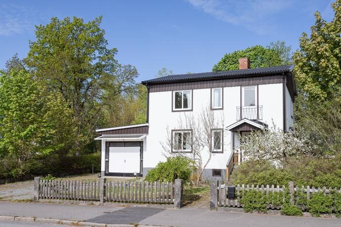 5 rum villa på Storgatan 53 Centralt, Emmaboda kommun - bild 2