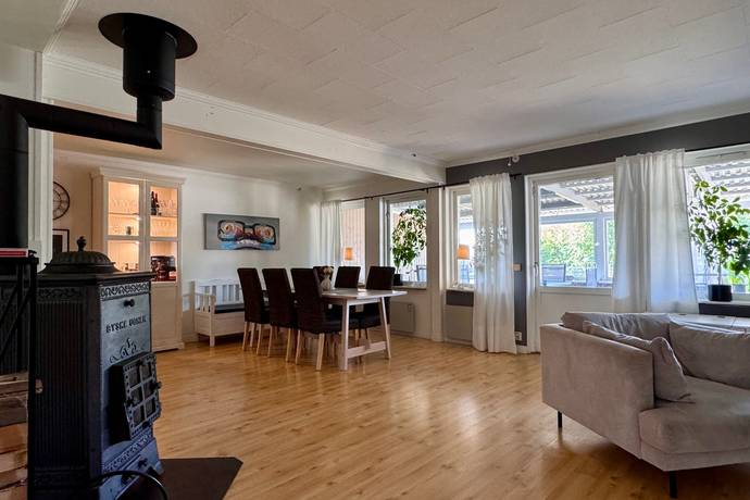 6 rum radhus på Hyvelgränd 17 Byske, Skellefteå kommun - bild 4