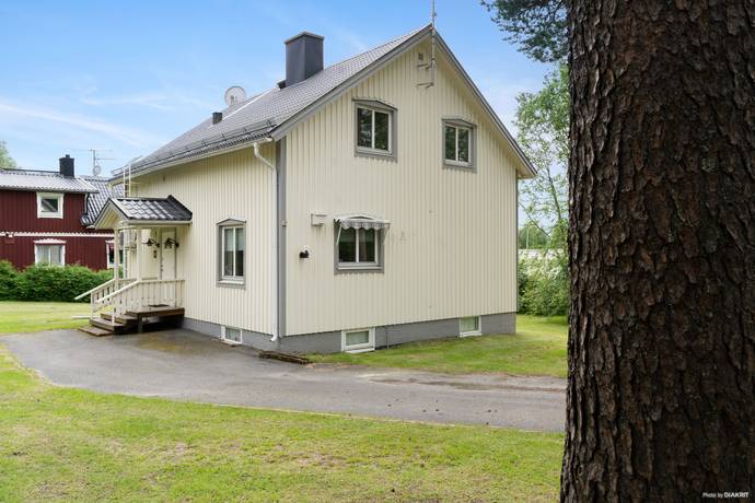 villa på Backgatan 3 Centrum, Kalix kommun - bild 2