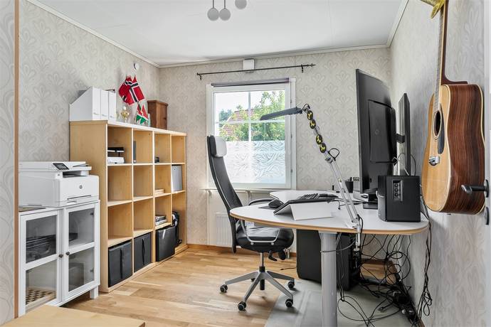 8 rum Villa på Gallringsvägen 18 Bro - Rosenängarna Upplands-Bro kommun - bild 16