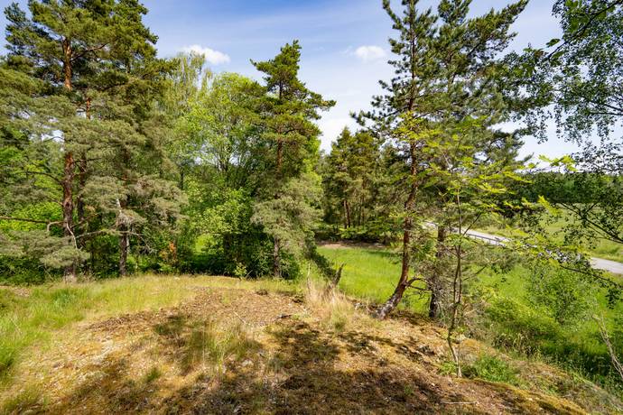 tomt på Svavelsövägen 22 Rydbo Saltsjöbad, Österåkers kommun - bild 2
