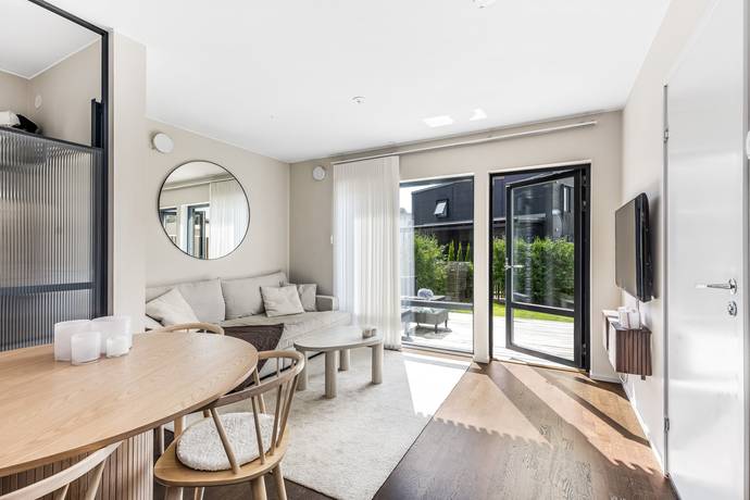 3 rum radhus på Silvervägen 15D Stenby, Eskilstuna kommun - bild 2