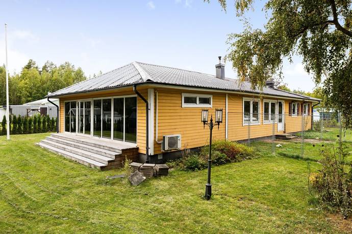 Fjärde Tvärgränd 6, Gullringen, Vimmerby kommun
