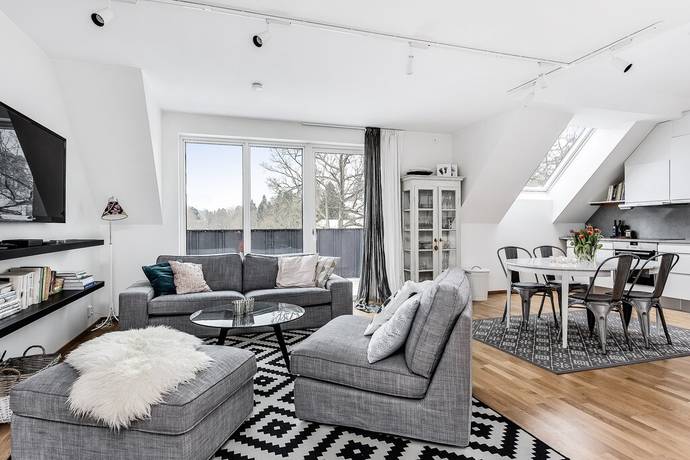 Skyttevägen 15B i Solsidan, Saltsjöbaden Bostadsrättslägenhet till salu Hemnet Skyttevägen 15B i Solsidan, Saltsjöbaden Bostadsrättslägenhet till salu Hemnet