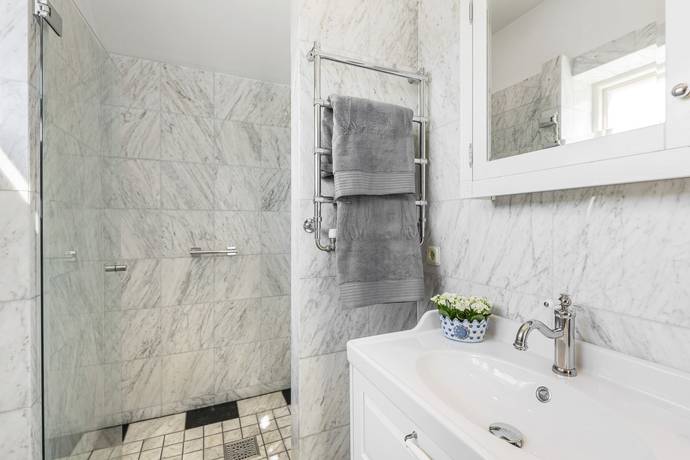 8 rum Villa på Bergsgatan 12 Mariefred Strängnäs kommun - bild 48