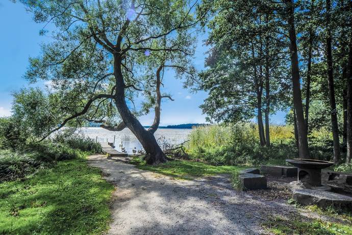 5 rum Par-/kedje-/radhus på Disavägen 7 Ormsta Vallentuna kommun - bild 33