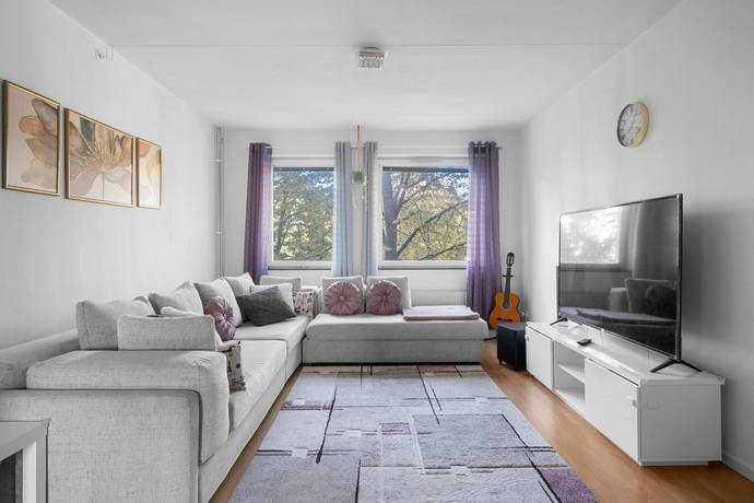 3 rum lägenhet på Lofotengatan 4 Våning 3 Husby, Stockholms kommun - bild 1