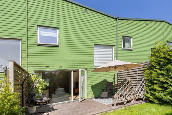 4 rum radhus på Sällhetsvägen 32 Hässelby Norra Villastad, Stockholms kommun - bild 1