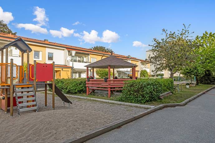 3 rum Lägenhet på Hundhamravägen 28 Norsborg Botkyrka kommun - bild 31