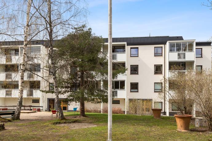 5 rum lägenhet på Kristinehamnsgatan 95 Farsta - Centrum, Stockholms kommun - bild 3