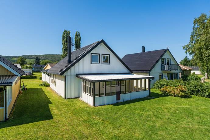 5 rum villa på Stenvägen 24 Domsjö, Örnsköldsviks kommun - bild 2
