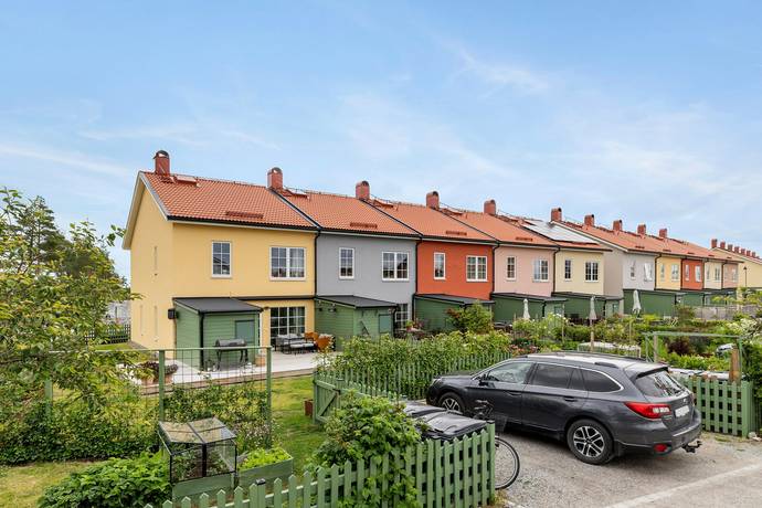 5 rum Radhus på Gyllenstiernas Allé 55 Märsta Sigtuna kommun - bild 28