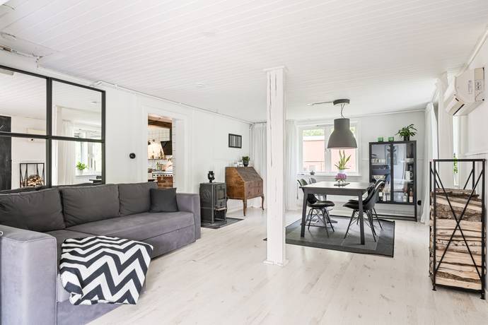 5 rum Villa på Tärby Rolandstorp   Grundby Eskilstuna kommun - bild 15