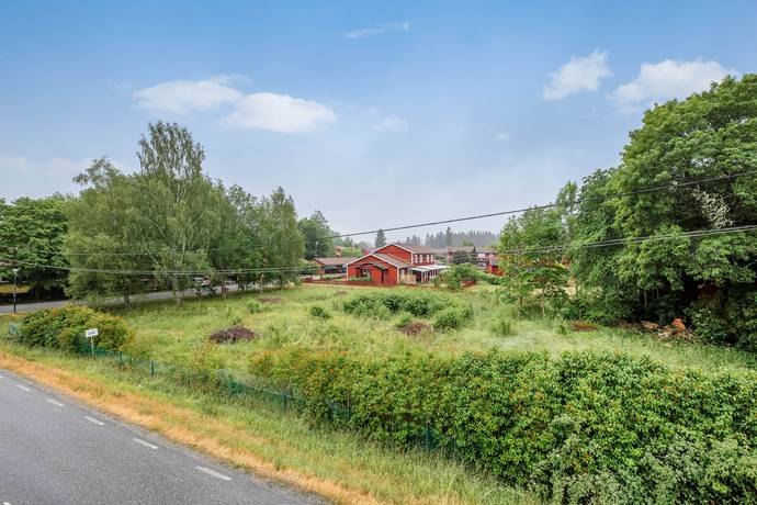 tomt på Bergshamravägen 327 Riala, Norrtälje kommun - bild 1