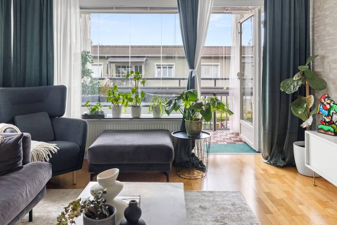 3 rum lägenhet på Gräsholmsvägen 48 Skärholmen, Stockholms kommun - bild 2
