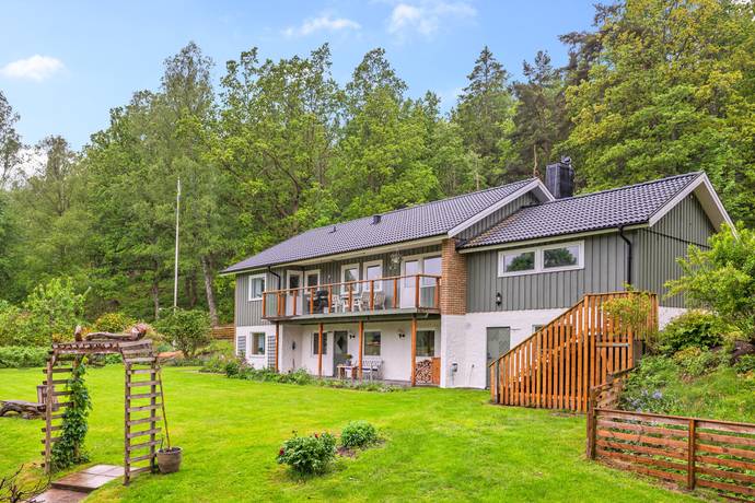 6 rum villa på Hästebacka väg 22 Inseros, Marks kommun - bild 1