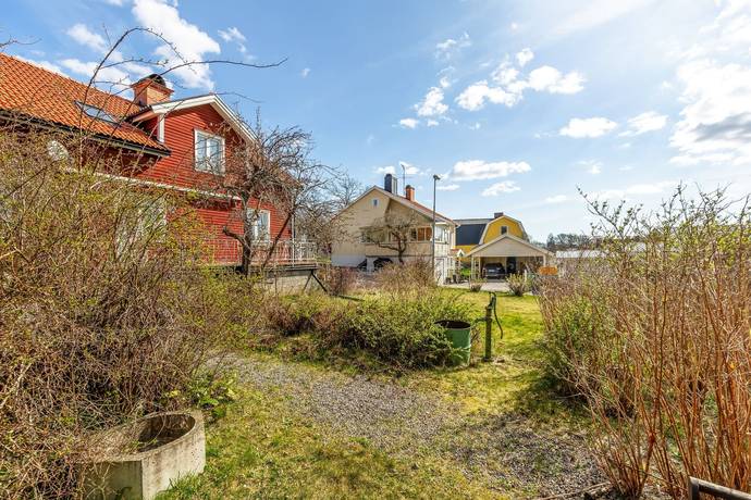8 rum Villa på Solstigen 25 Ulvhäll Strängnäs kommun - bild 49