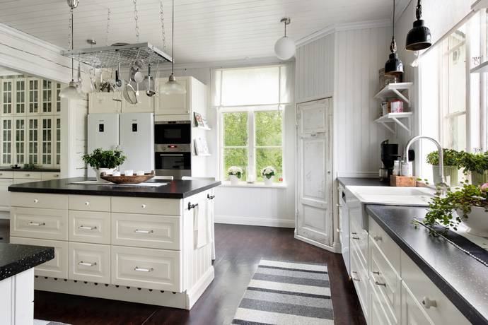 12 rum Gård utan jordbruk på Ina 231 SÖDERALA Söderhamns kommun - bild 9