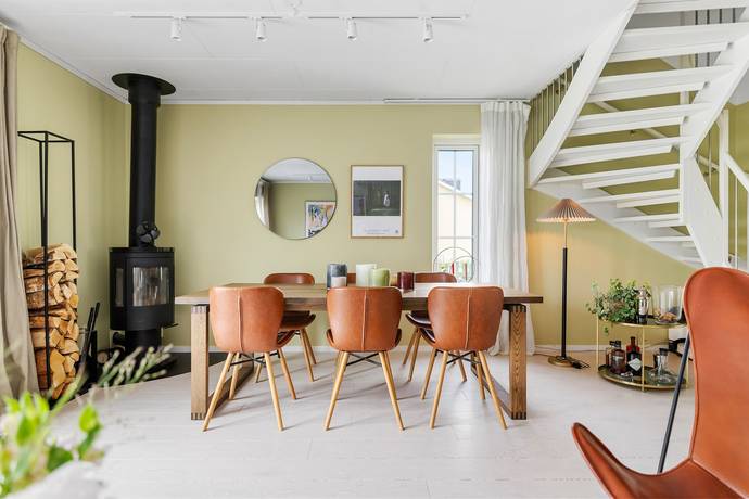 5 rum Radhus på Gyllenstiernas Allé 55 Märsta Sigtuna kommun - bild 13