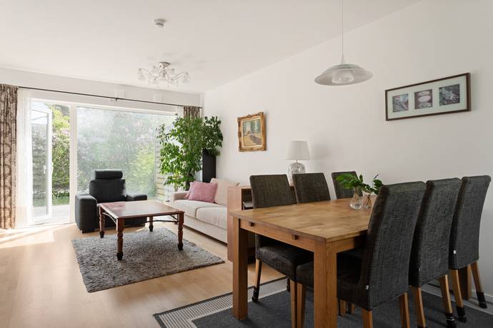 4 rum radhus på Sällhetsvägen 32 Hässelby Norra Villastad, Stockholms kommun - bild 4