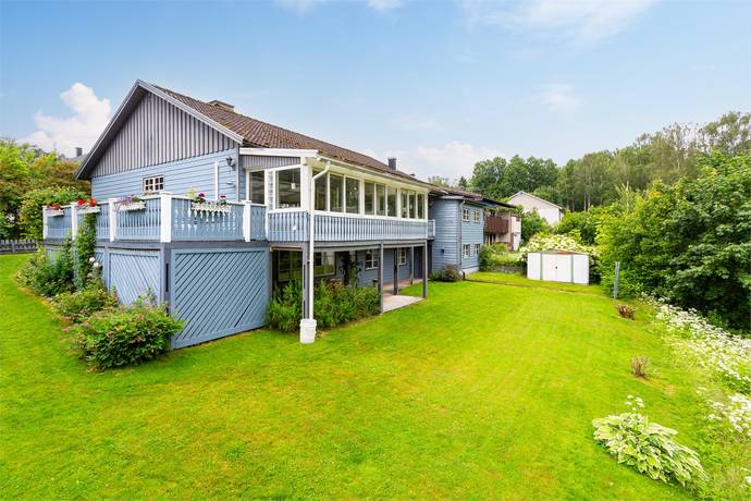 6 rum villa på Omvägen 11 Lindesberg, Lindesbergs kommun - bild 1