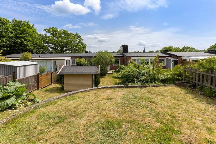 4 rum radhus på Radhusvägen 12 Eket, Örkelljunga kommun - bild 1