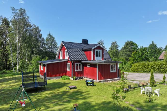 5 rum villa på Björkil 310 Björkil, Åmåls kommun - bild 1