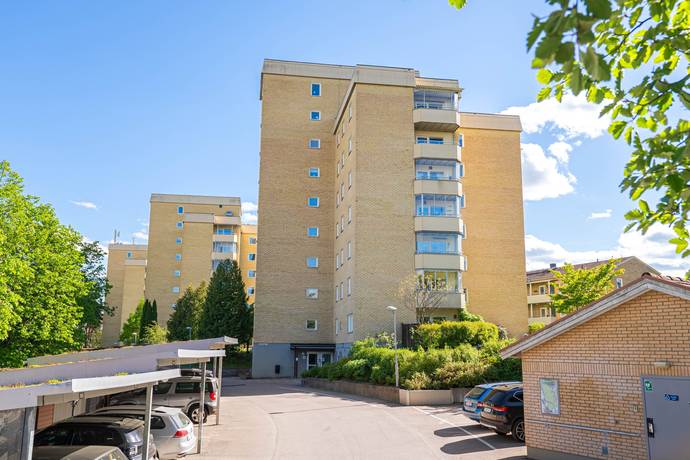 3 rum lägenhet på Rotorvägen 2 Asea-Stan, Västerås kommun - bild 1