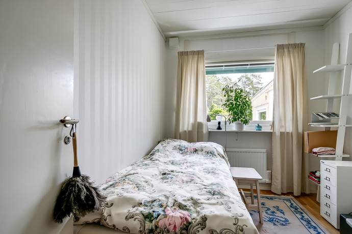 4 rum Par-/kedje-/radhus på Kolstorp 14 Vikbolandet Norrköpings kommun - bild 19