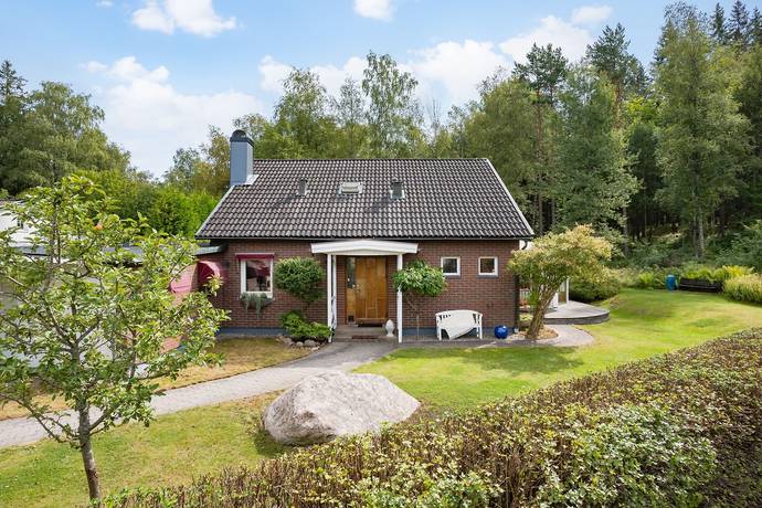 5 rum villa på Krassegången 20 Sörmarken, Borås kommun - bild 1