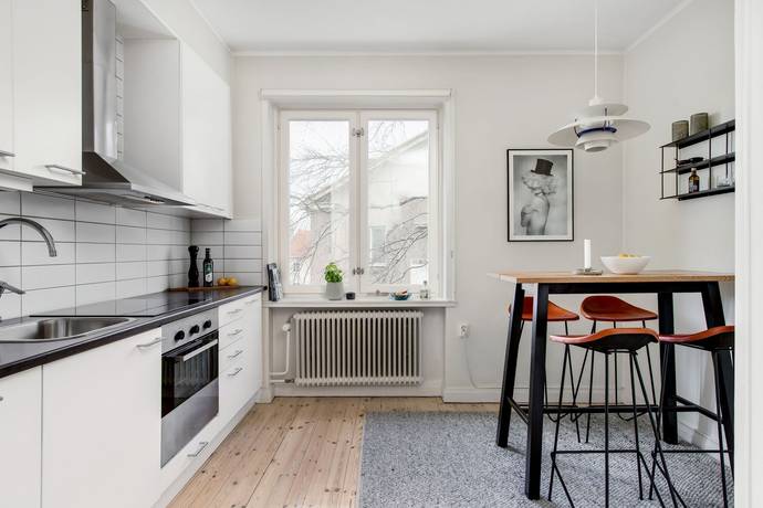 2 rum lägenhet på Västra vägen 18 Centralt / Gottfridsberg, Linköpings kommun - bild 2