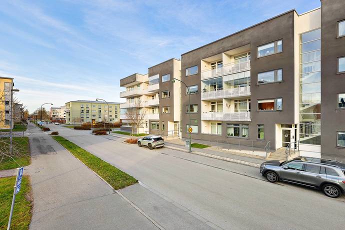 4 rum lägenhet på Pålsbodagatan 14  Sörbyängen, Örebro kommun - bild 2