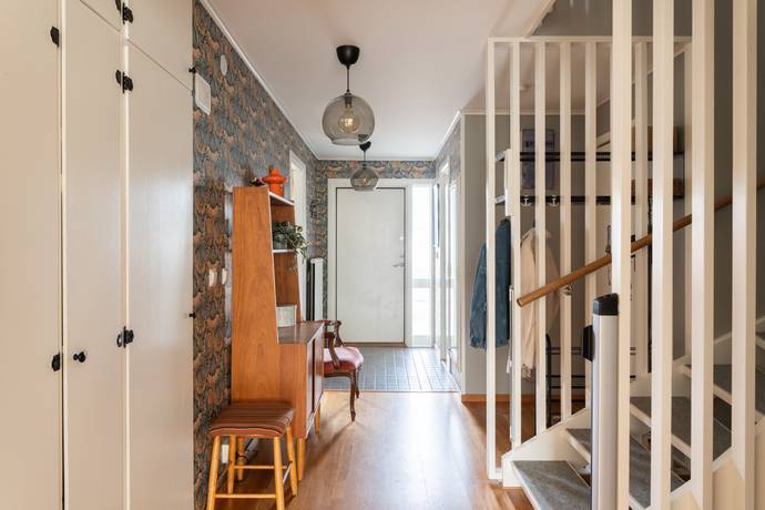 5 rum Radhus på Bronsdolksgatan 5 Brandthovda Västerås kommun - bild 43