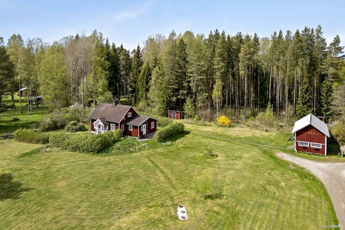 6 rum Villa på Nasta 817 Glanshammar Örebro kommun - bild 2