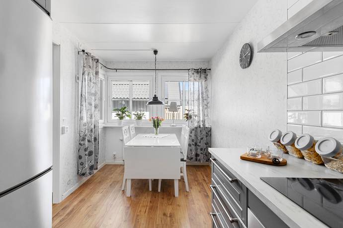 3 rum Radhus på Ängvaktarvägen 51 Långängen Hallsbergs kommun - bild 8