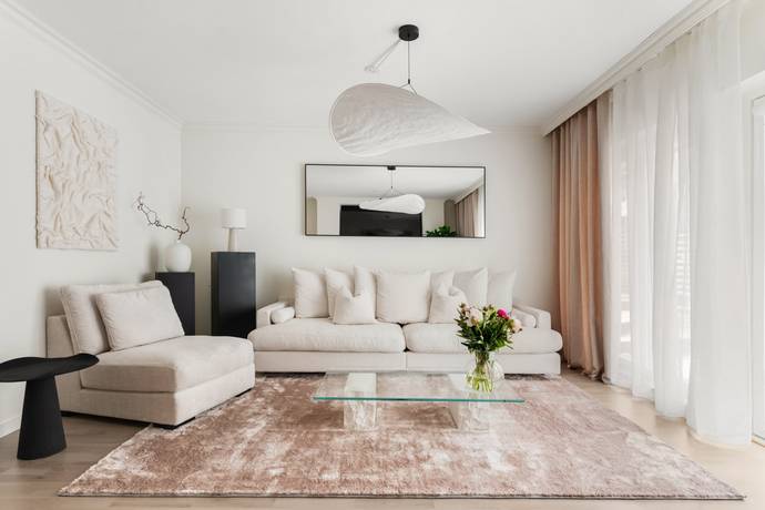 5 rum radhus på Fina Svenséns gata 9 Glasberga, Södertälje kommun - bild 1