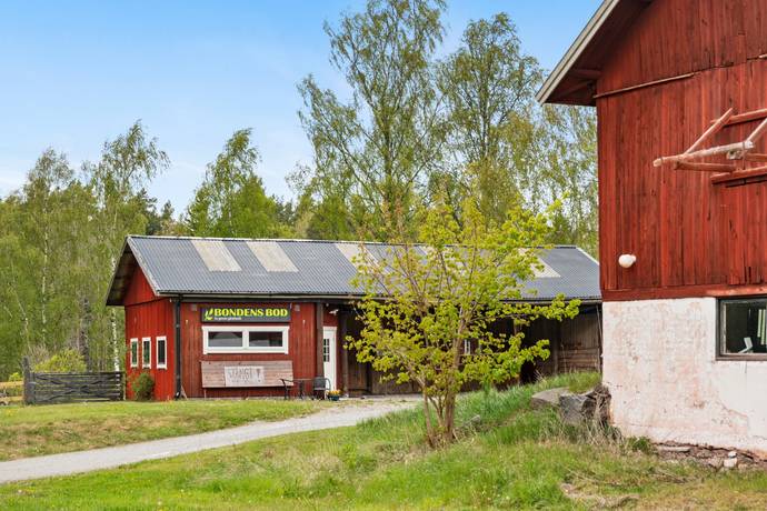 Gård utan jordbruk på Hattsundsvägen 8 Norrtälje Norrtälje kommun - bild 51