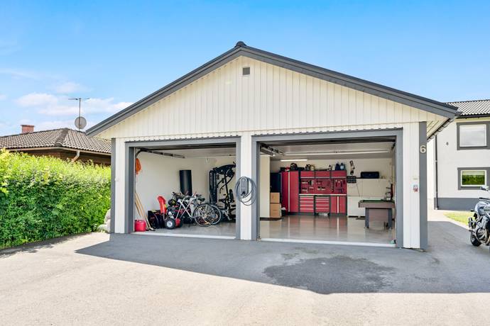 8 rum villa på Skattbondevägen 6 Fresta, Upplands Väsby kommun - bild 3