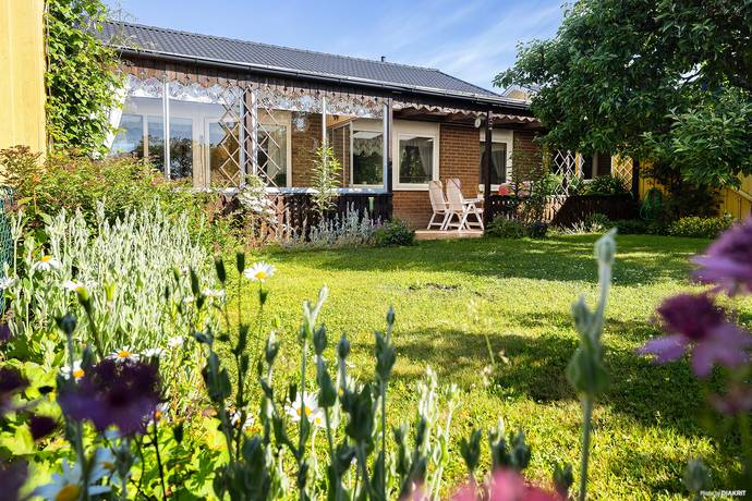 3 rum villa på Hästhovsgatan 25 Munksundet, Enköpings kommun - bild 1