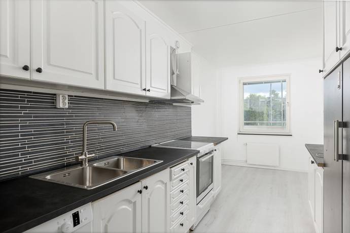 3 rum lägenhet på Fornhöjdsvägen 46 Fornhöjden, Södertälje kommun - bild 2