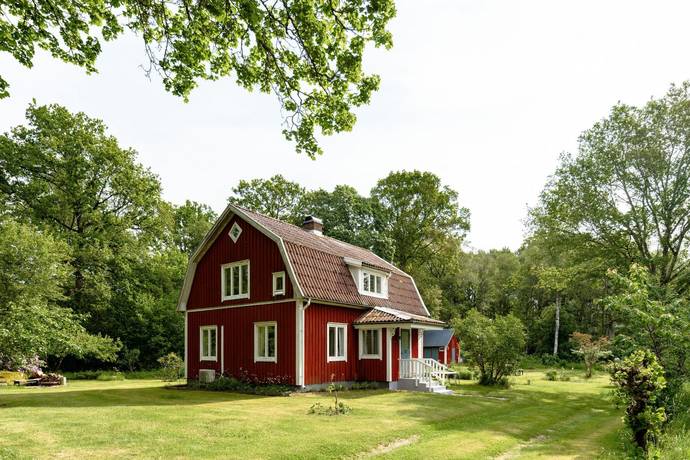 5 rum villa på Hjälmaryd Lugnet 1 Hjälmaryd, Värnamo kommun - bild 1