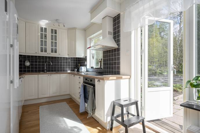 6 rum Villa på Dahliavägen 31 Haninge kommun - bild 8