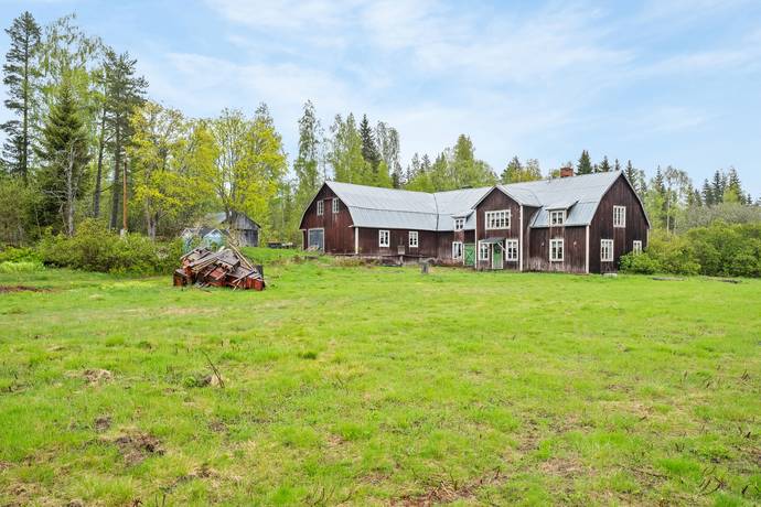 4 rum gård med jordbruk på Åsbacken 252 Gnarp, Nordanstigs kommun - bild 3