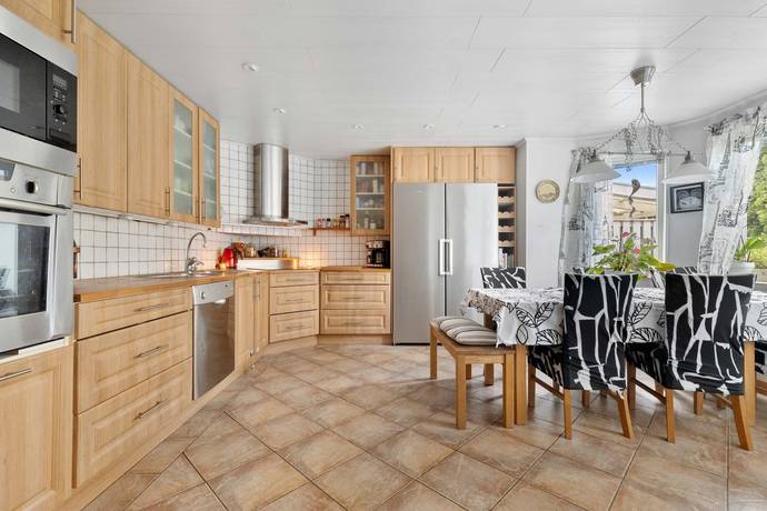 6 rum radhus på Champinjonstigen 15 Salem, Salems kommun - bild 5