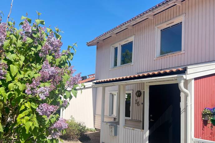 Tarantellastigen 56, Brunna, Upplands-Bro kommun