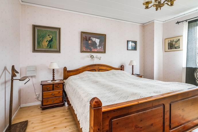 6 rum Kedjehus på Prästkragevägen 5 Norrby Fagersta kommun - bild 25