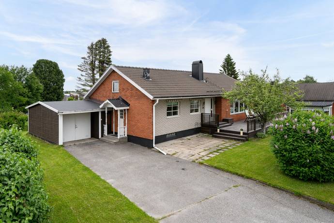 5 rum villa på Barnhemsgatan 16 Kåge, Skellefteå kommun - bild 1