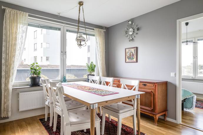 3 rum Lägenhet på Aron lindgrens väg 2 Kallhäll Järfälla kommun - bild 15