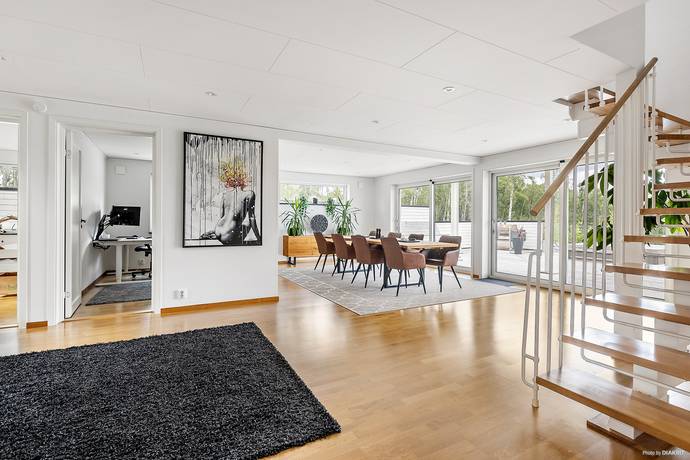 9 rum Villa på Evavägen 20 Hjälmarbaden Örebro kommun - bild 17