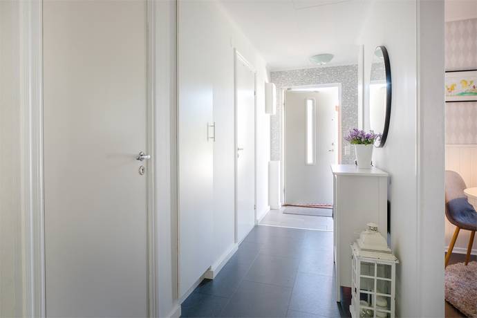 4 rum lägenhet på Åsgärdsgatan 182 Ljungnäs, Mönsterås kommun - bild 2